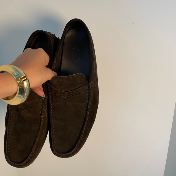 Men’s Tods size 9 Brown Suede Loafers - Picture 6 of 13